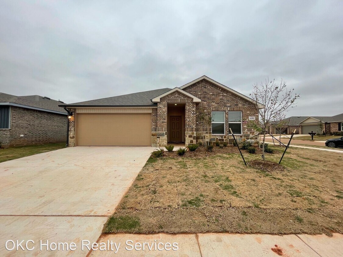 4 br, 2 bath House 4201 Moonlight Road House for Rent in Mustang