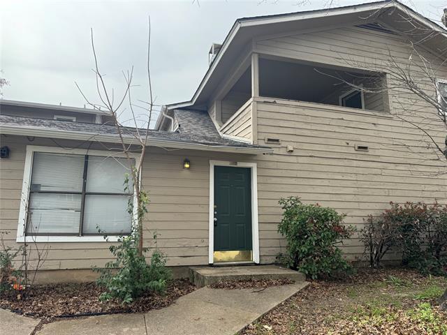 Primary Photo - 2172 Knoll Crest Dr