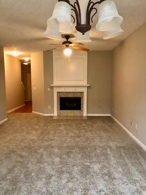 Foto del edificio - 6283 Shoreview Cir