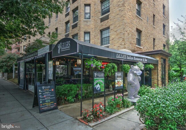 Foto del edificio - 2829 Connecticut Ave NW