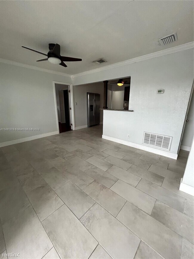 Foto del edificio - 3 br, 2 bath House - 6241 Fletcher St 1