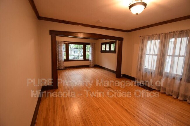 Foto del edificio - 2727 Queen Ave N