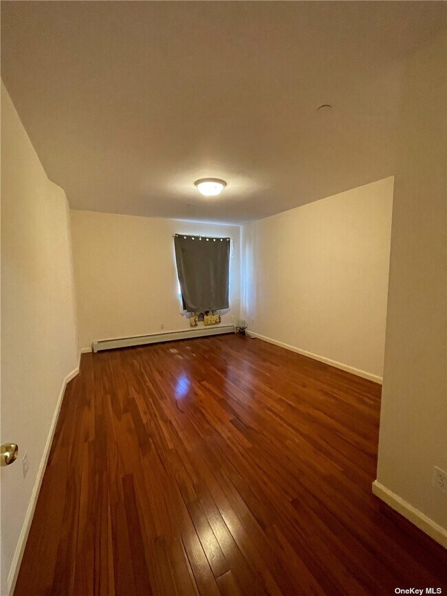 Foto del edificio - 41-59-59 70th St