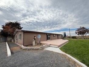 Building Photo - 13324 Rd 5 SE