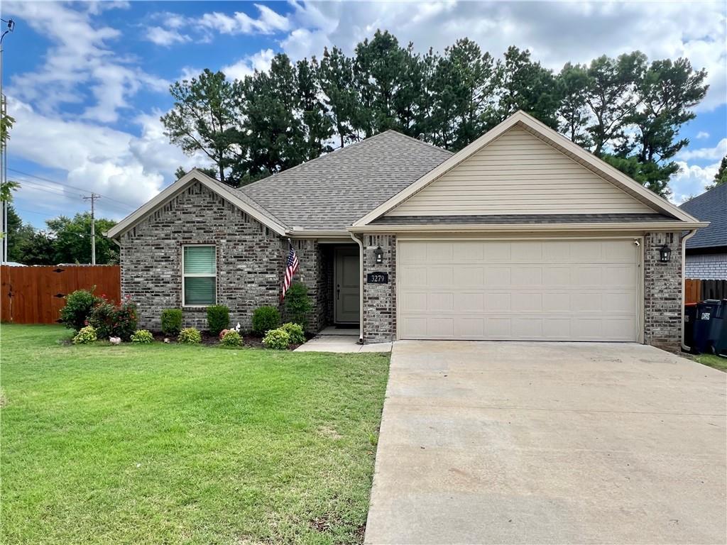 Building Photo - 3279 Summer View Ave