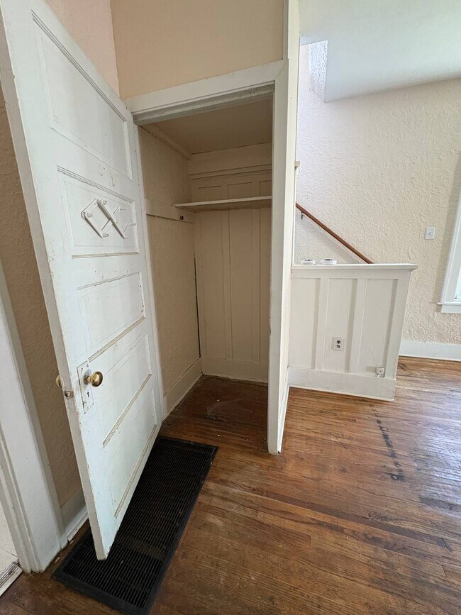 Foto del edificio - 27 2nd Ave SE