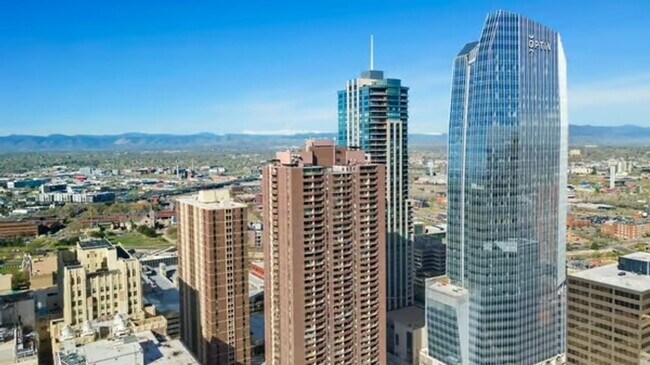 Foto del edificio - 2 Bedroom Condo in Denver
