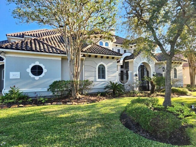 Building Photo - 18807 Windsor Lakes Dr