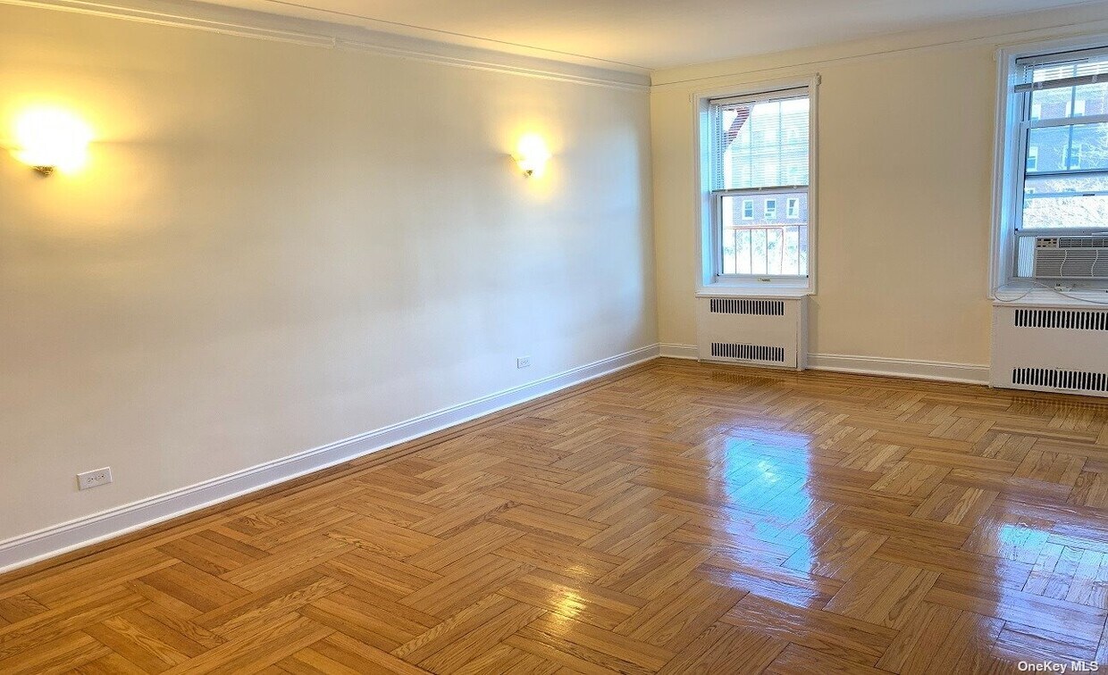 Primary Photo - 41-15 44th St