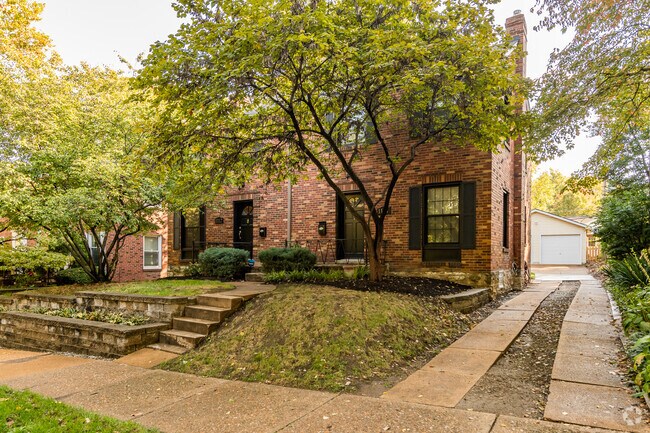 Building Photo - 1112 Sanford Ave