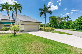 Building Photo - 2201 McGregor Park Cir
