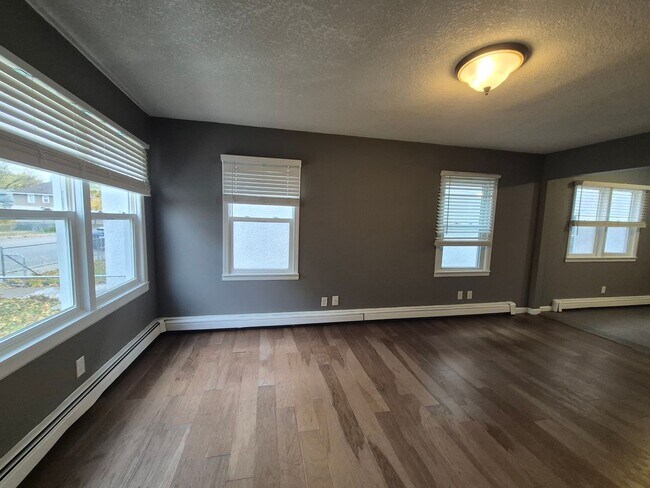 Foto del edificio - 413-415 N Penn Ave