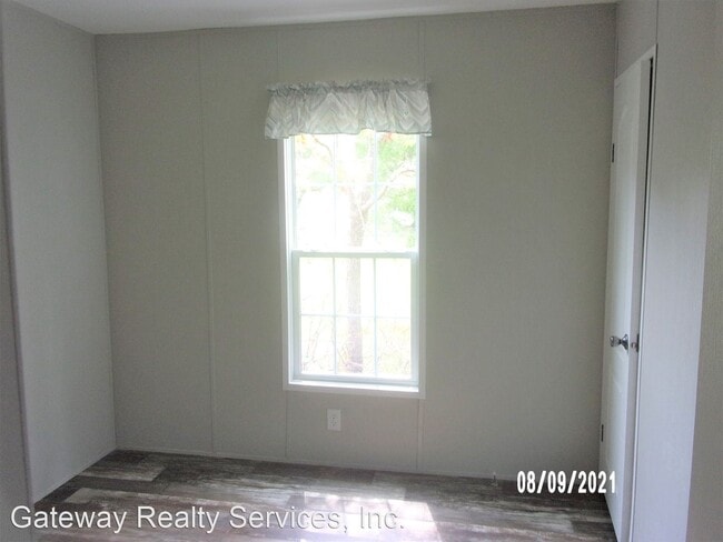 Building Photo - 3 br, 2 bath House - 139 Garlington Circle