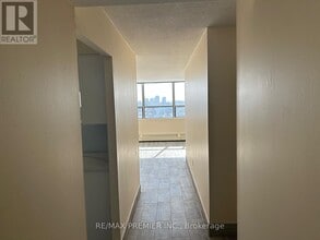 Building Photo - 45 Sunrise Ave