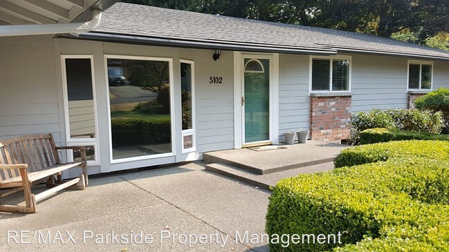 Foto del edificio - 5102 23rd Ave SE
