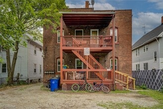 Building Photo - 3467 E 149th St