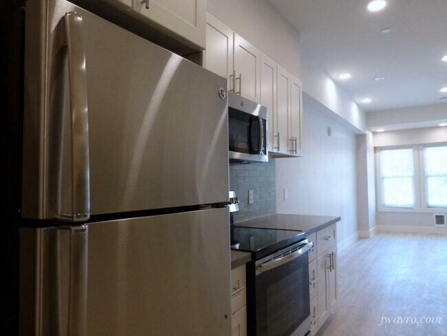 Foto del edificio - 1801 Beach St