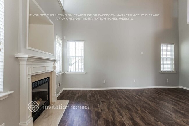 Building Photo - 4903 Abercromby St
