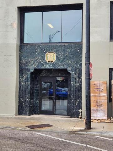 Building Photo - 1550 S Blue Island Ave