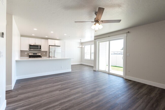 Foto del edificio - 865 NW 21st St