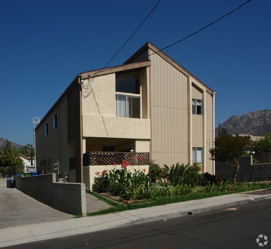 7629 Wyngate St, Tujunga, CA 91042 Apartments in Tujunga, CA
