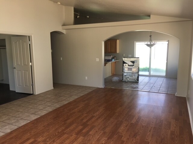 Foto del edificio - PET FRIENDLY HOME!!! Ivins 3 Bed Beauty! Close to schools, grocery & more.