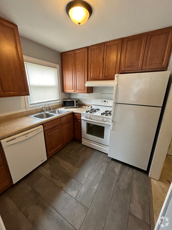 Clearwater Apartments for Rent with Utilities Included Indianapolis