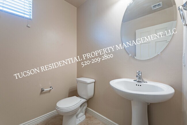 Building Photo - 6678 S Stone Fly Dr