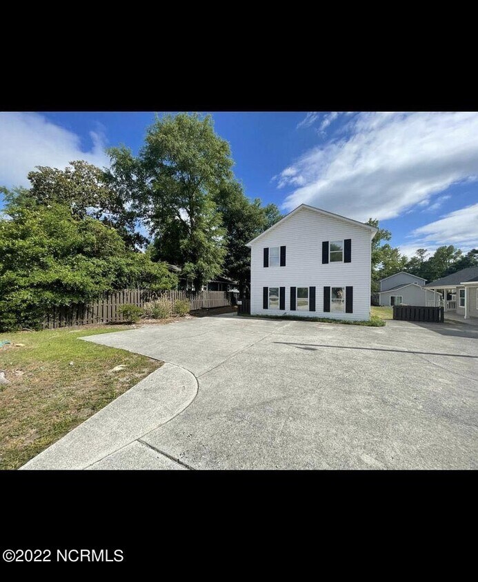 4946 Wrightsville Ave, Wilmington, NC 28403 House Rental in