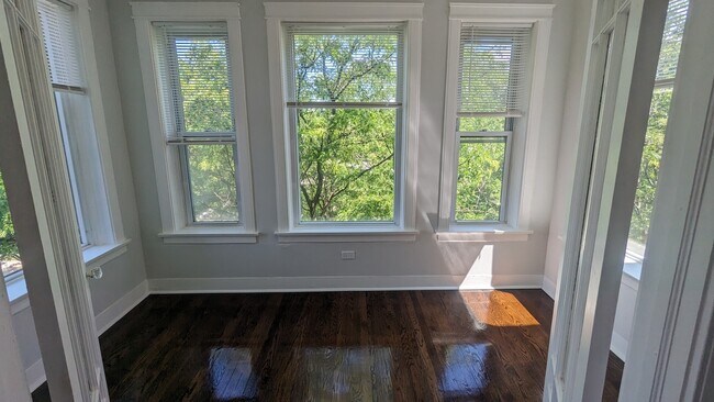 Foto del edificio - 601 E 60th St