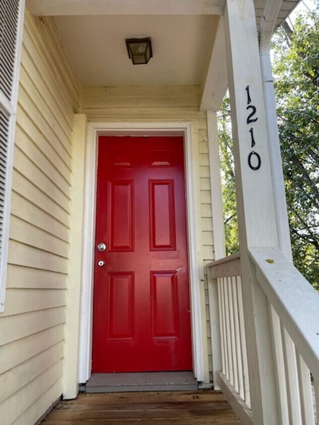 Great Access to Surrounding Towns!! - Great Access to Surrounding Towns!!