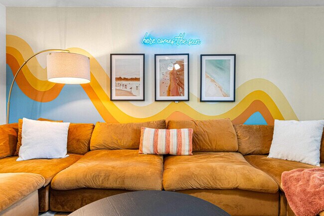 Building Photo - 971 Keene Rd