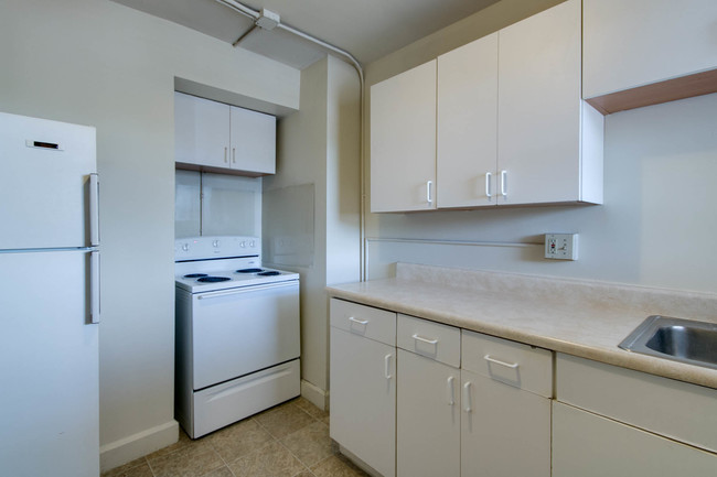 Building Photo - Tattarax - 1611 Laramie Street