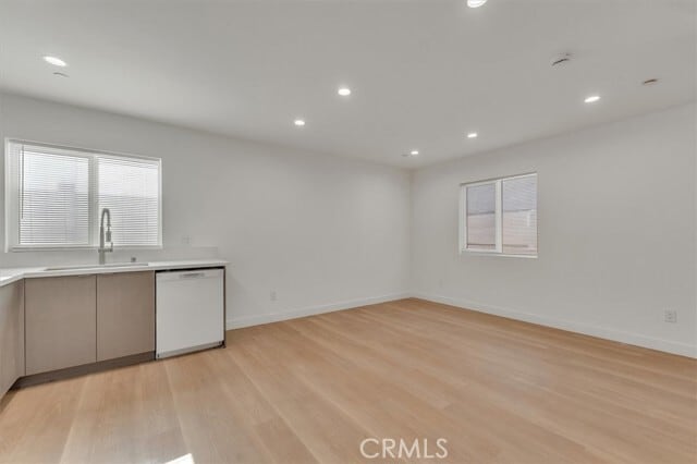 Building Photo - 11526 Balboa Blvd