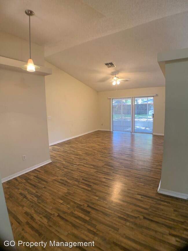 Building Photo - 3 br, 2 bath House - 5423 Gaucho Way