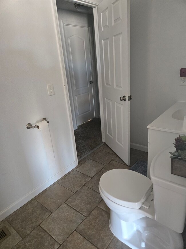 Building Photo - Home for rent in Fallon on 10 acres