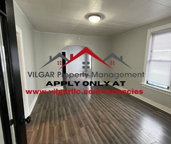 Building Photo - 4831 Melville Ave
