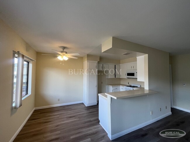 Building Photo - 268 Santa Anita Ave