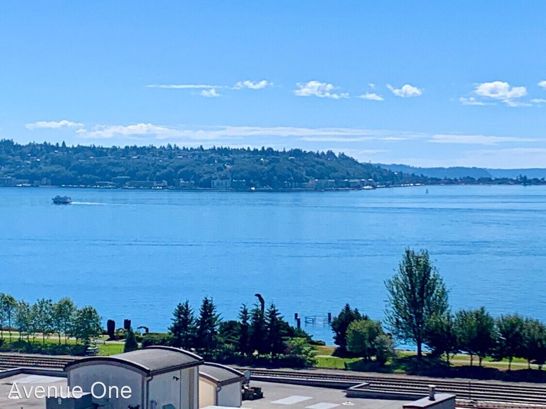 Foto principal - 1 br, 1 bath House - 519 W Roy St #307