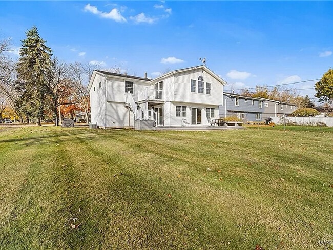 Building Photo - 146 October Ln