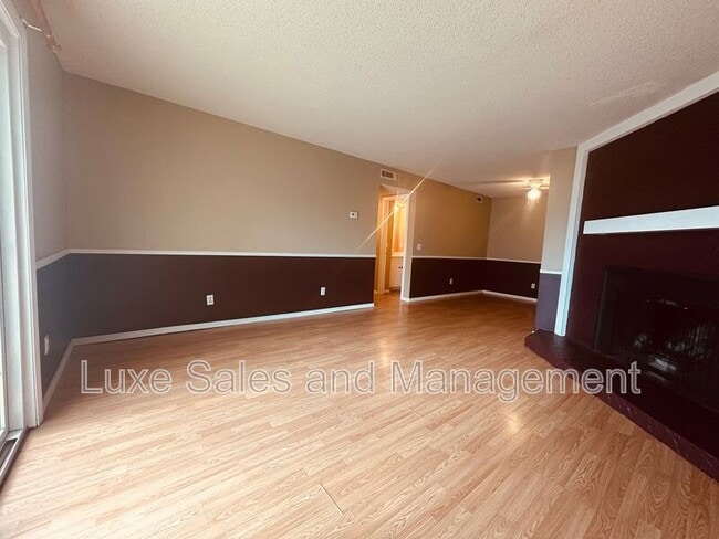 Building Photo - 6016 NW Expressway