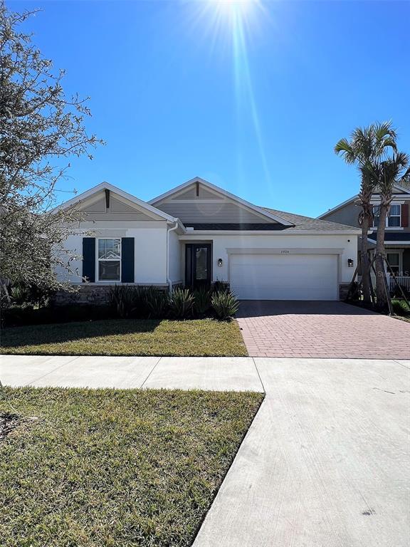 Foto principal - 13720 Stansil Ave