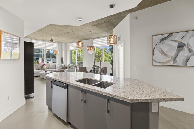 Foto del edificio - 300 S Australian Ave