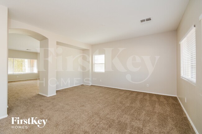 Building Photo - 11614 W Harrison St