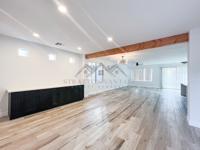 Building Photo - 1674 S Constellation Way