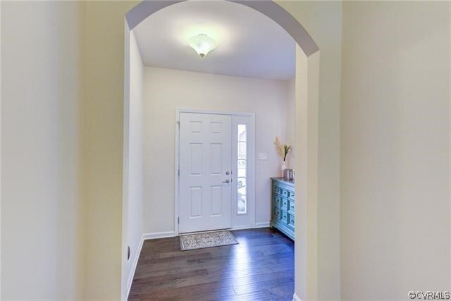 Building Photo - 8942 Ringview Dr