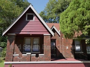 Building Photo - 961 N Willett St