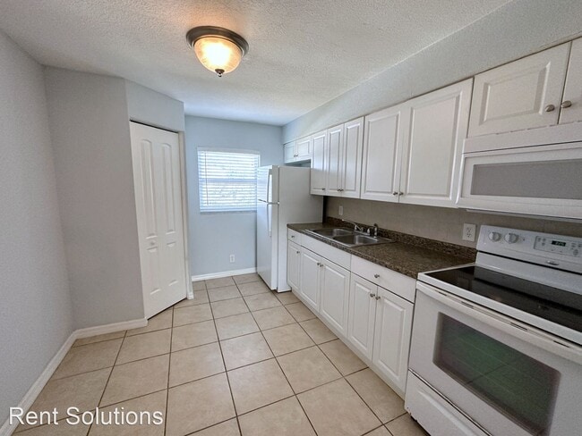 Building Photo - 2 br, 1 bath House - 7208 S Kissimmee St.,...