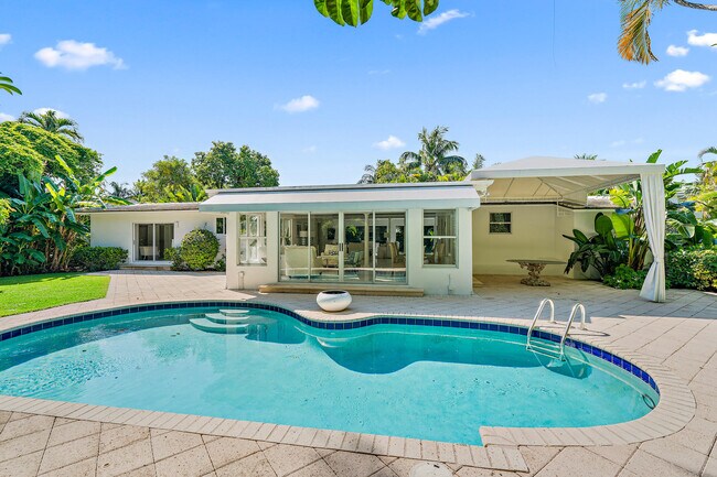 Foto del edificio - 269 Jamaica Ln