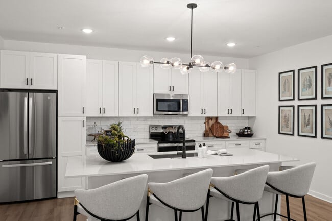 District Collection apartments — community photo - District Square